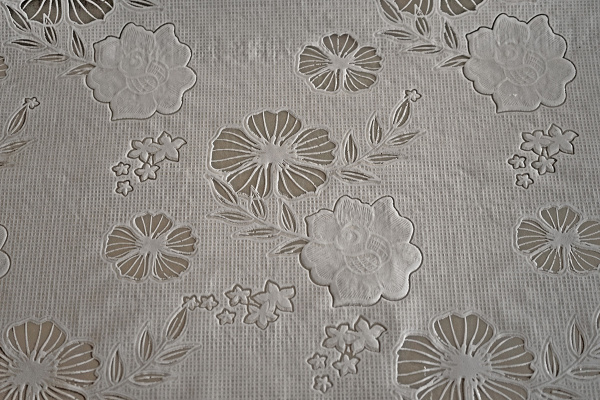Клеенка EASY LACE XNT-051W ажурная ПВХ белая 1,32*22м