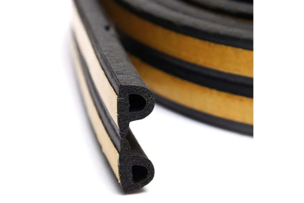 Уплотнитель "KIM TEC" P-профиль, 9*5,5  черный, 100 м,(6)