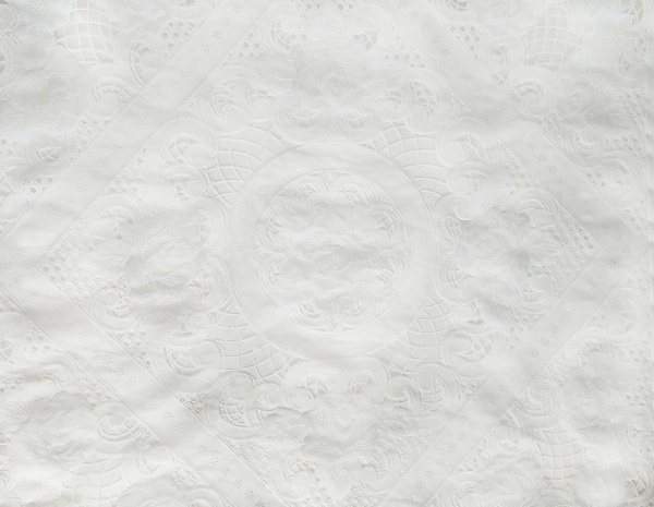 Клеенка EASY LACE YL-093Е ажурная ПВХ белая 1,32*22м